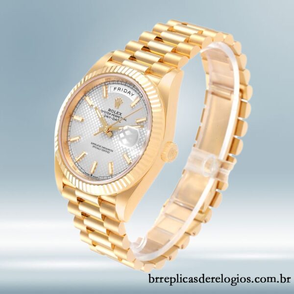 Rolex Day-Date masculino 40mm 228238 Mostrador com listras prateadas - Image 3
